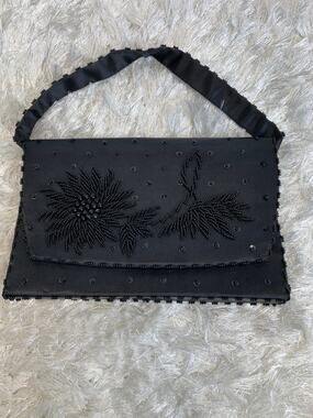 Black Formed Beaded formal evening Bag Removeable Strap